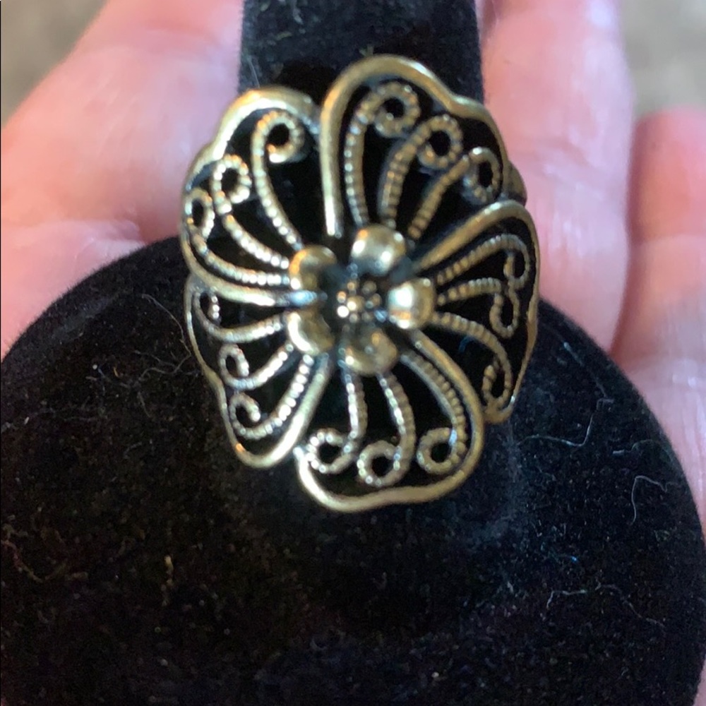 Ring. Costume - Picture 2 of 5